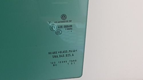 VW TIGUAN MK2 (AD) 2016 5DR SUV LEFT REAR DOOR DROP GLASS TINTED