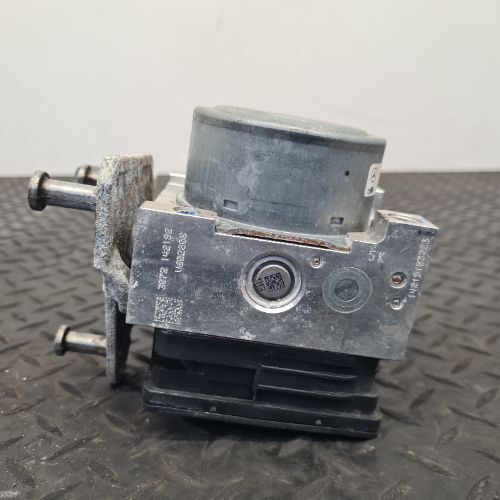 Mercedes-benz C-class W205 2014 Abs Pump Modulator Control Unit