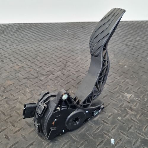 Nissan X-Trail MK3 (T32) 2016 1.6D Manual Electronic Throttle Pedal