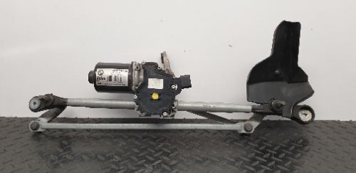 BMW 4 Series F36 2016 Genuine Front Wiper Linkage With Motor