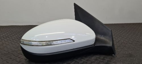 Hyundai I20 MK2 (GB) 2017 Right Electric Mirror Polar White BMS