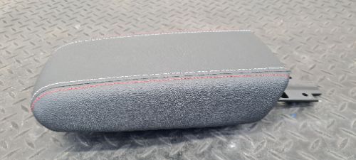 Renault Clio MK5 (Ph1) (XJA) 2022 Centre Console Arm Rest Black