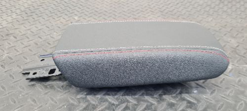 Renault Clio MK5 (Ph1) (XJA) 2022 Centre Console Arm Rest Black