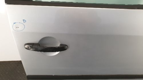 VW Touran MK1 2011 Genuine Right Front Door Reflex Silver A7W