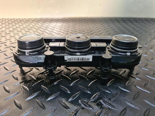 VOLKSWAGEN GOLF MK7 5G 2013-2020 HEATER AND AIRCON CONTROLPANEL