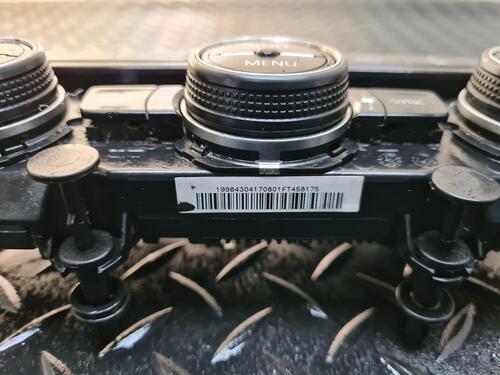 VOLKSWAGEN GOLF MK7 5G 2013-2020 HEATER AND AIRCON CONTROLPANEL
