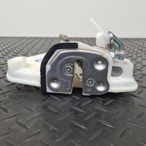 Mazda 3 MK3 2017 Genuine Right Front Door Lock