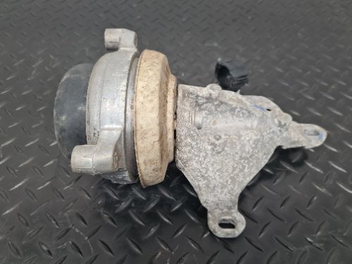 AUDI A8 MK4 (D5) 2017-2024 3.0 TDI HYBRID LEFT GEARBOX MOUNTING