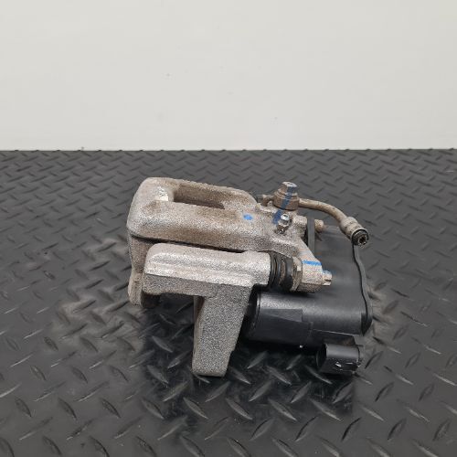 Citroen C5 X Mk1 (e43) 2022 1.2 Petrol Right Rear Brake Caliper & Carrier