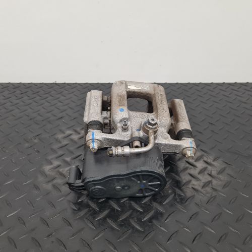 Citroen C5 X Mk1 (e43) 2022 1.2 Petrol Right Rear Brake Caliper & Carrier