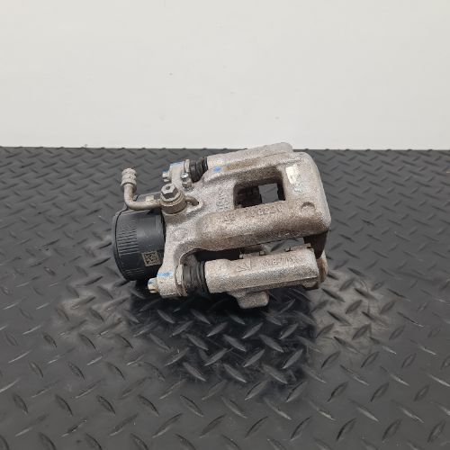 Citroen C5 X Mk1 (e43) 2022 1.2 Petrol Right Rear Brake Caliper & Carrier